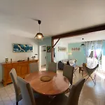 度假居 Maison Avec Piscine Et Sauna A Viré