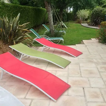 Maison Avec Piscine Et Sauna A *