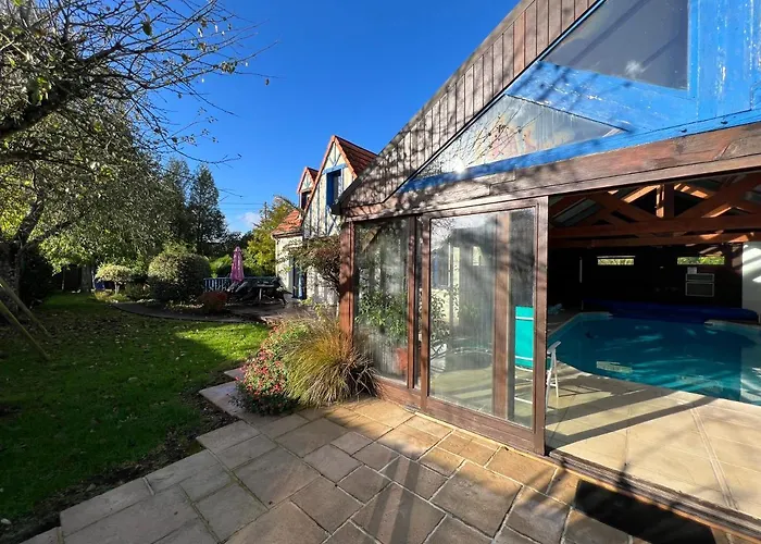 Maison Avec Piscine Et Sauna A Holiday home